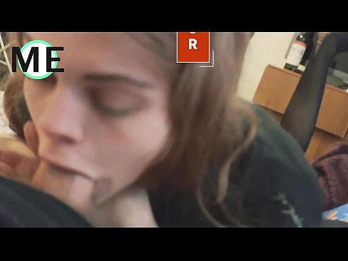 ❤️ Grlo kurac, raztrgane hlačne nogavice in raztrgane pete lepo spoznati Ruski pornič na porno sl.klassikaprint.ru